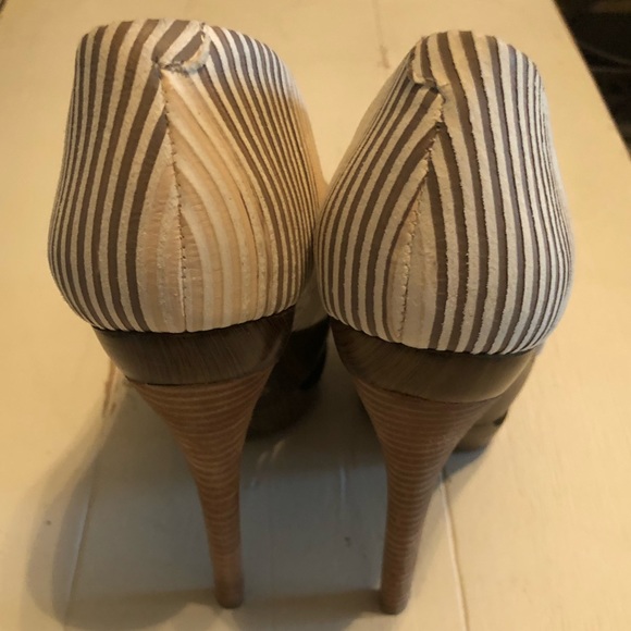 🆕 Jessica Simpson Colie platform heels - Picture 3 of 5